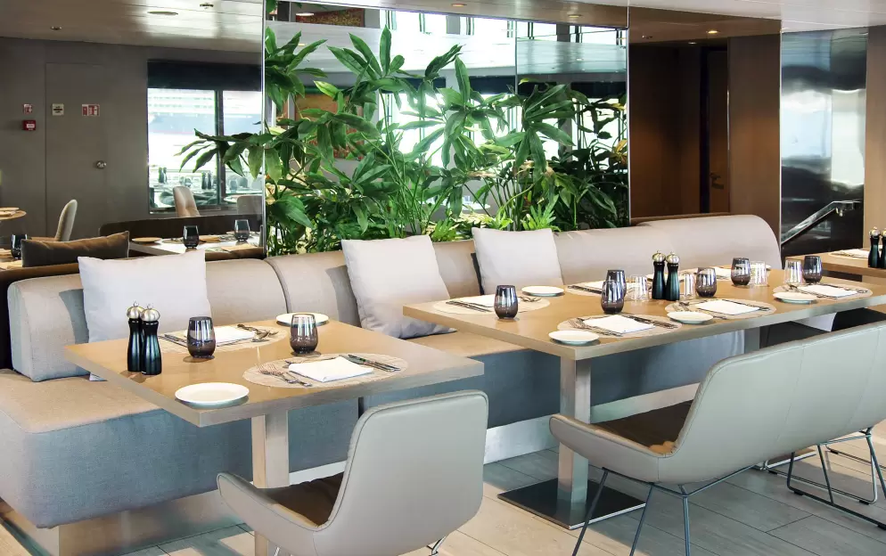 Emerald Cruises Emerald Azzurra La Cucina Dining 4.jpg